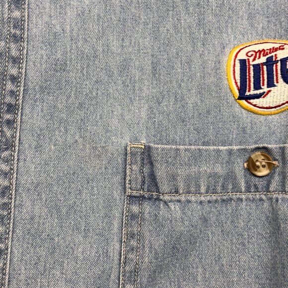 Vintage Miller Lite Embroidered Logo Button Down Long Sleeve Jean Shirt Men's XL - Picture 5 of 5